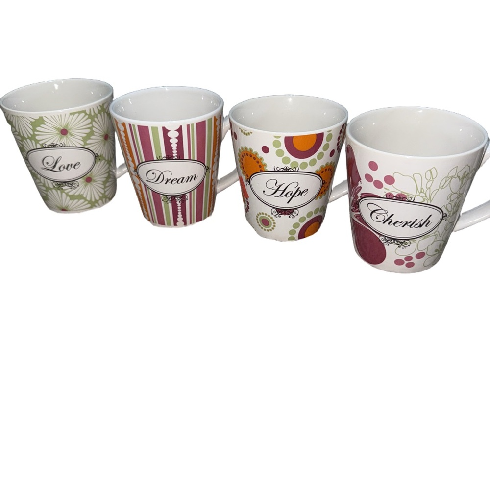 Green and Pink Ceramic Dining Mugs Set